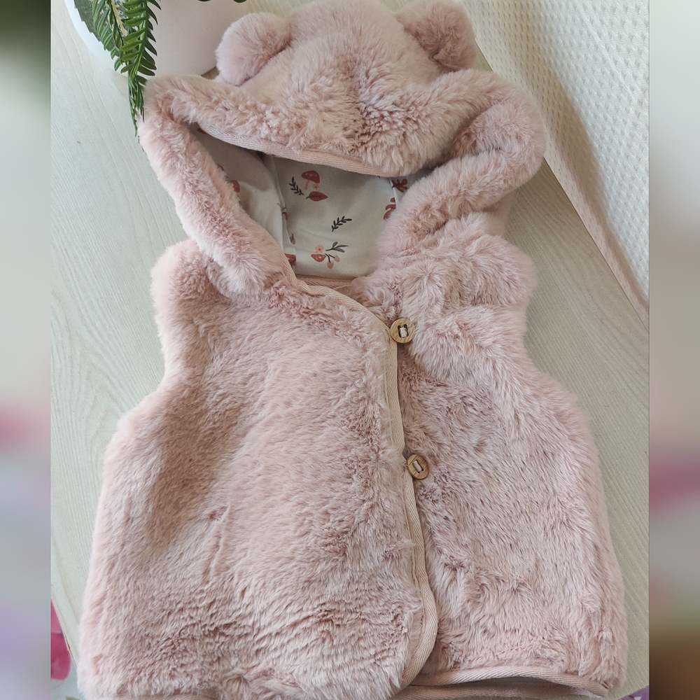 Catherine Malandrino Pink Faux Fur Bear Ears Hooded Vest 18 mo.